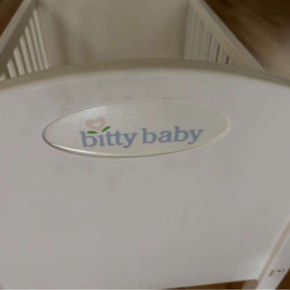 American Girl Bitty Baby Heart Crib - Picture 5 of 8